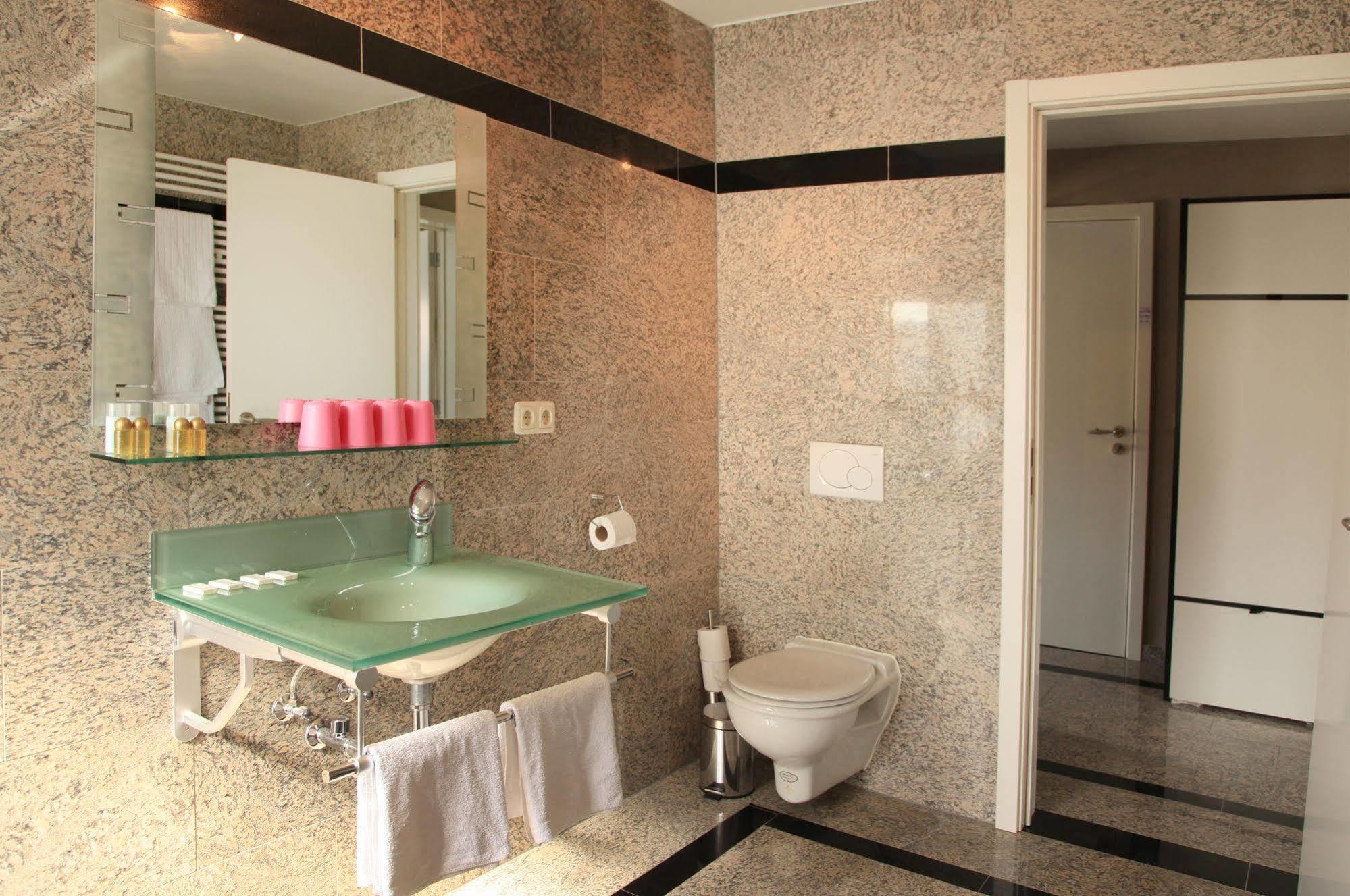 Hotel Maurice Nieuwvliet Dış mekan fotoğraf